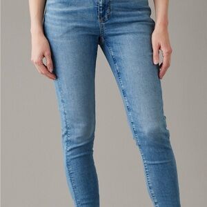 NEXT LEVEL SUPER HIGH-WAISTED JEGGINGS